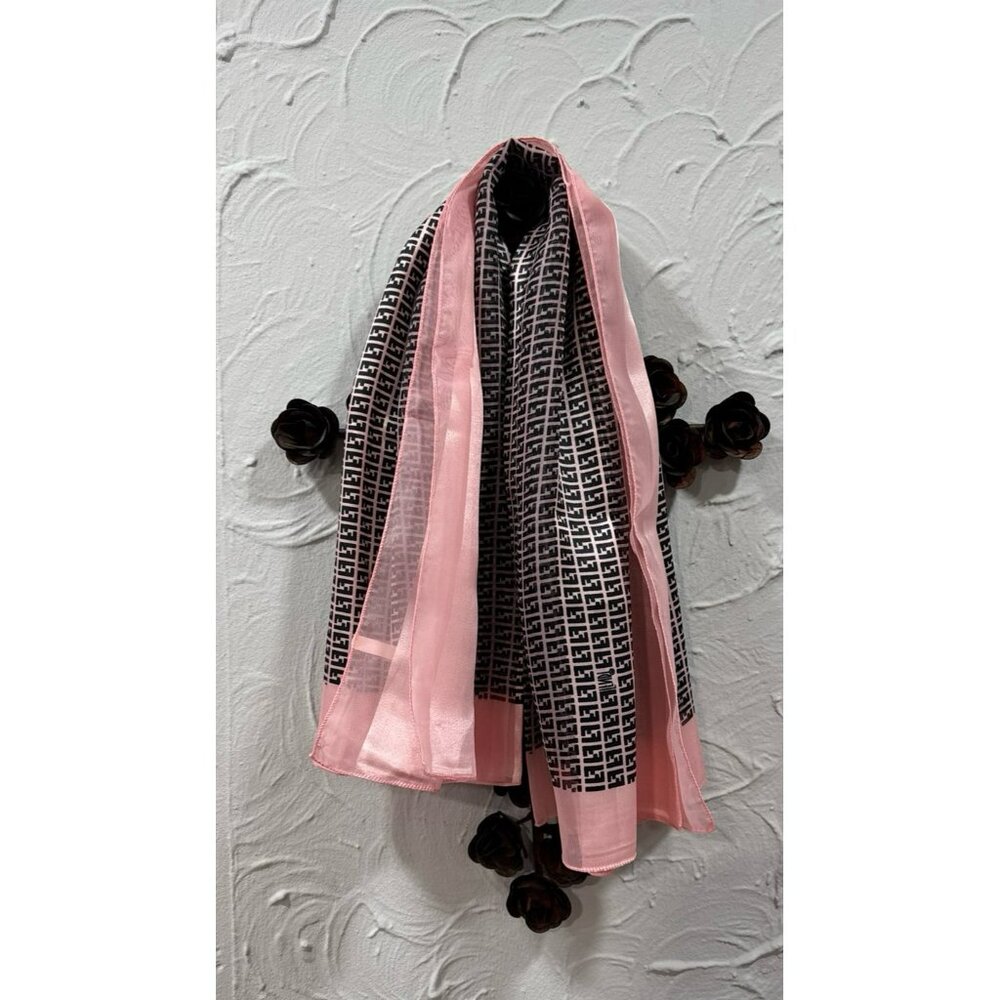 Beautiful Scarf - Picture 3 of 5